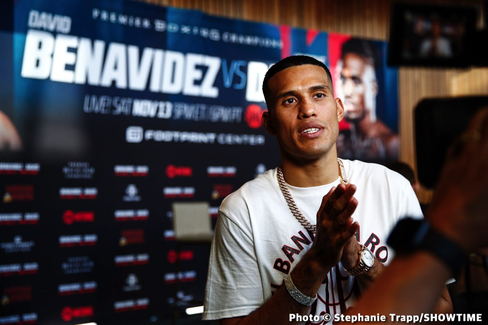 David Benavidez, Demetrius Andrade boxing pictures and news