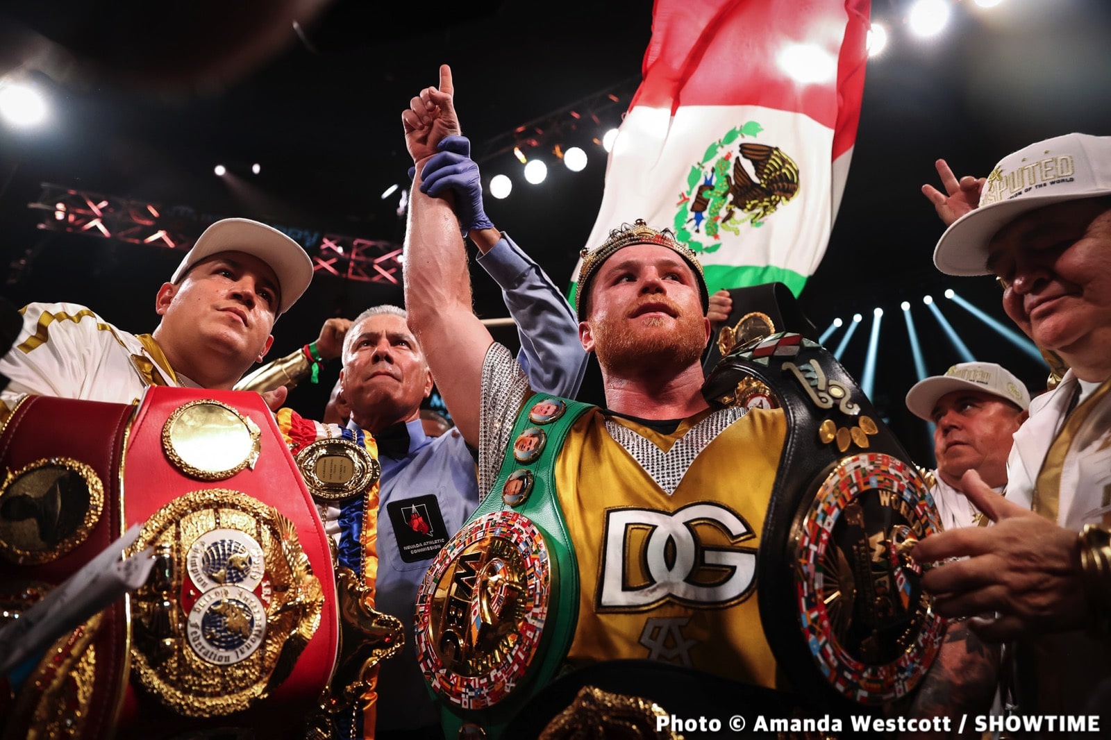 Canelo Alvarez, David Benavidez, Floyd Mayweather Jr boxing photo and news image