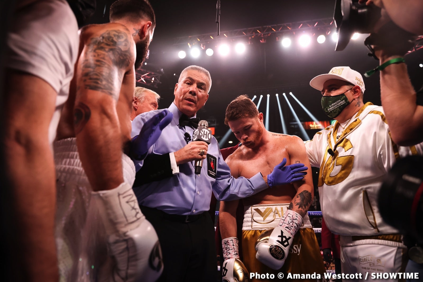 Canelo Alvarez, Floyd Mayweather Jr boxing photo