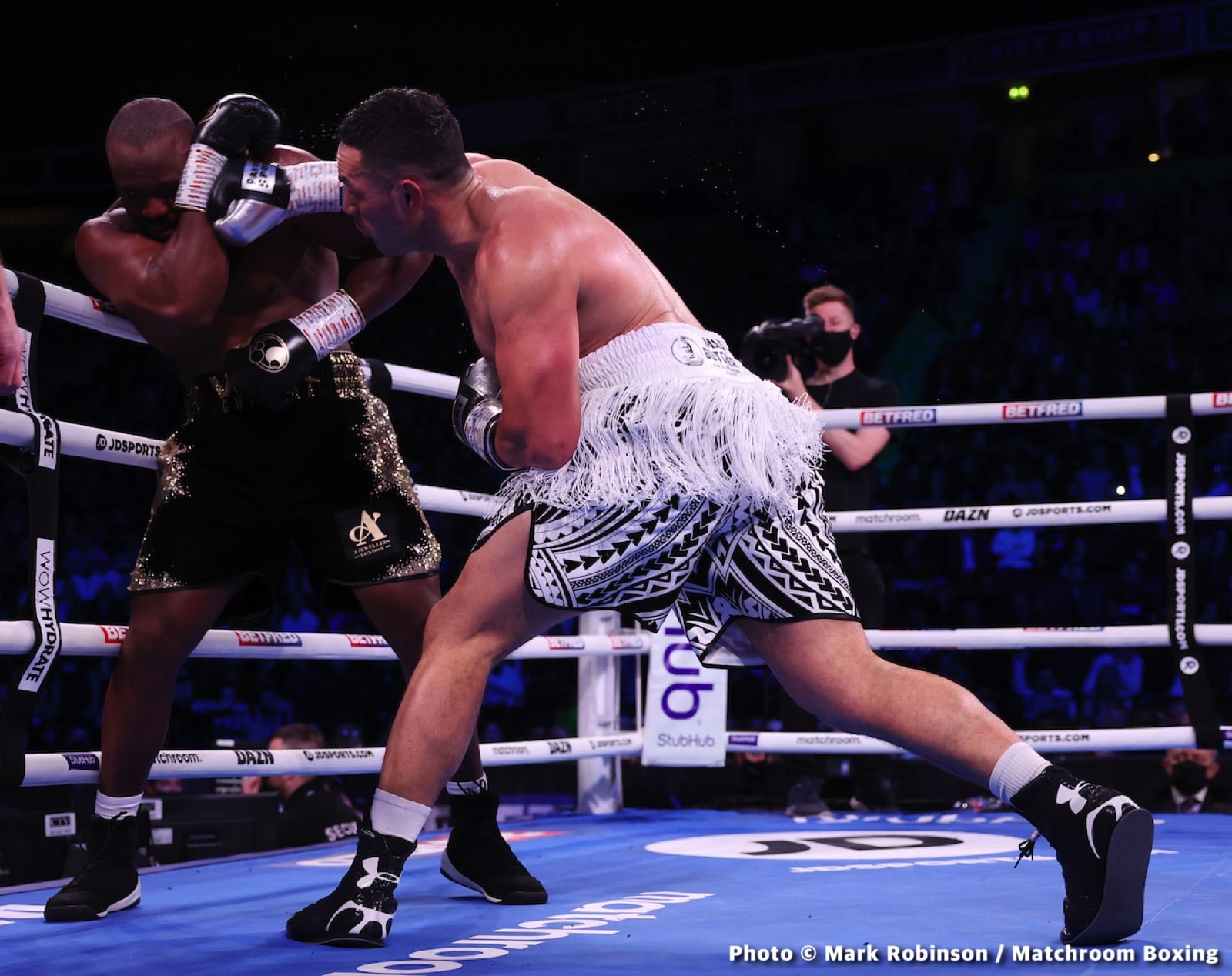 Image: Boxing Results: Joseph Parker Defeats Dereck Chisora in the UK!
