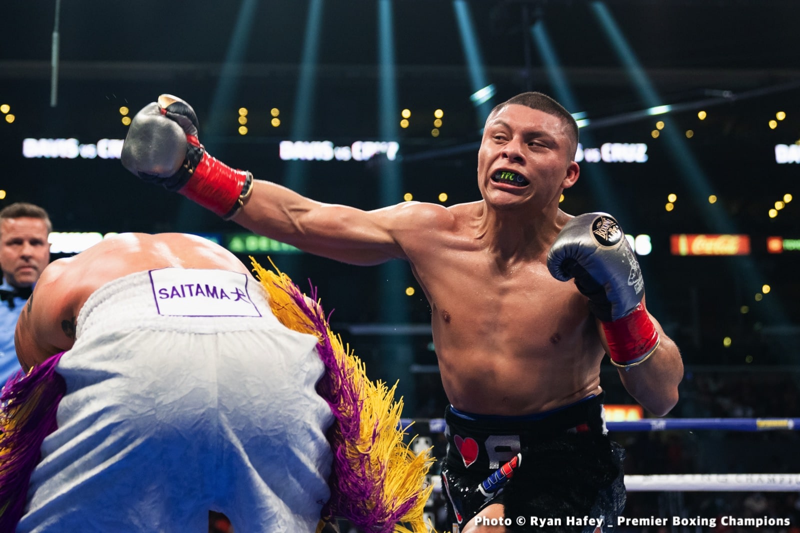 Image: Isaac 'Pitbull' Cruz "Will Be a Problem" for Rolando 'Rolly' Romero Says Andre Rozier