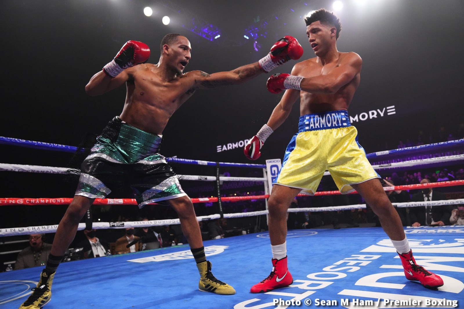 Image: Results / Photos: David Morrell Jr. beats Alantez Fox