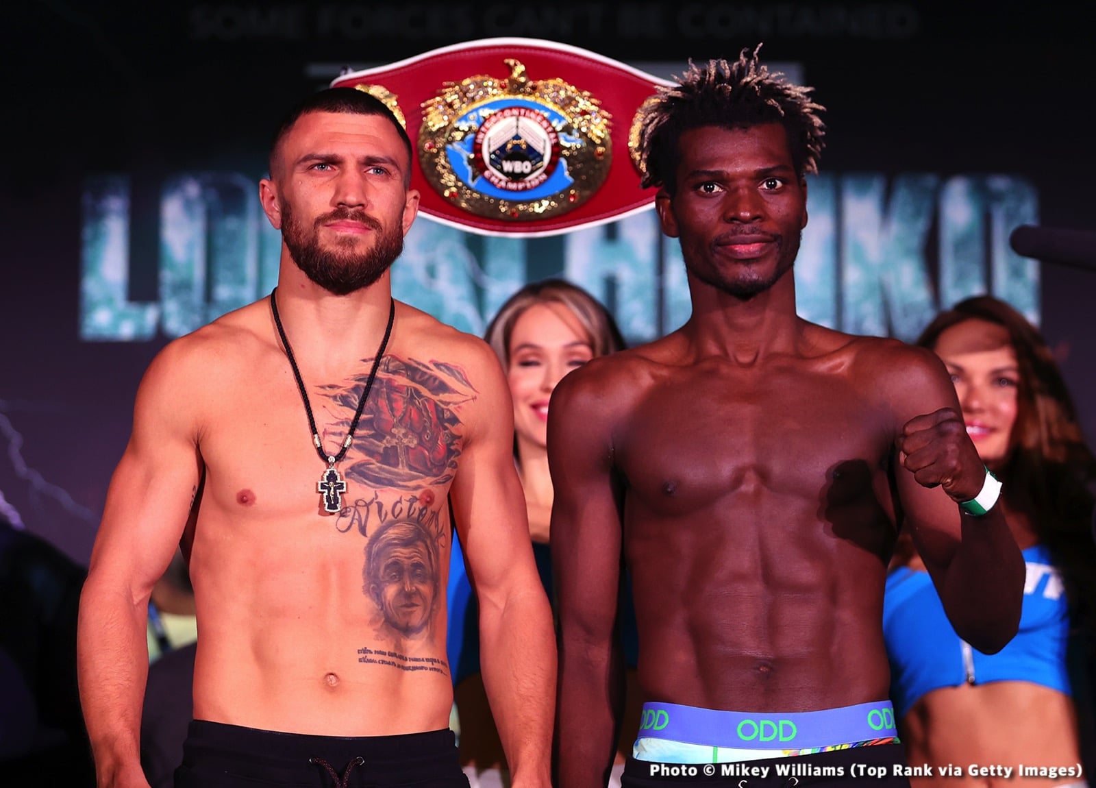 Image: Oleksandr Usyk & Terence Crawford meet at Lomachenko vs. Commey weigh-in
