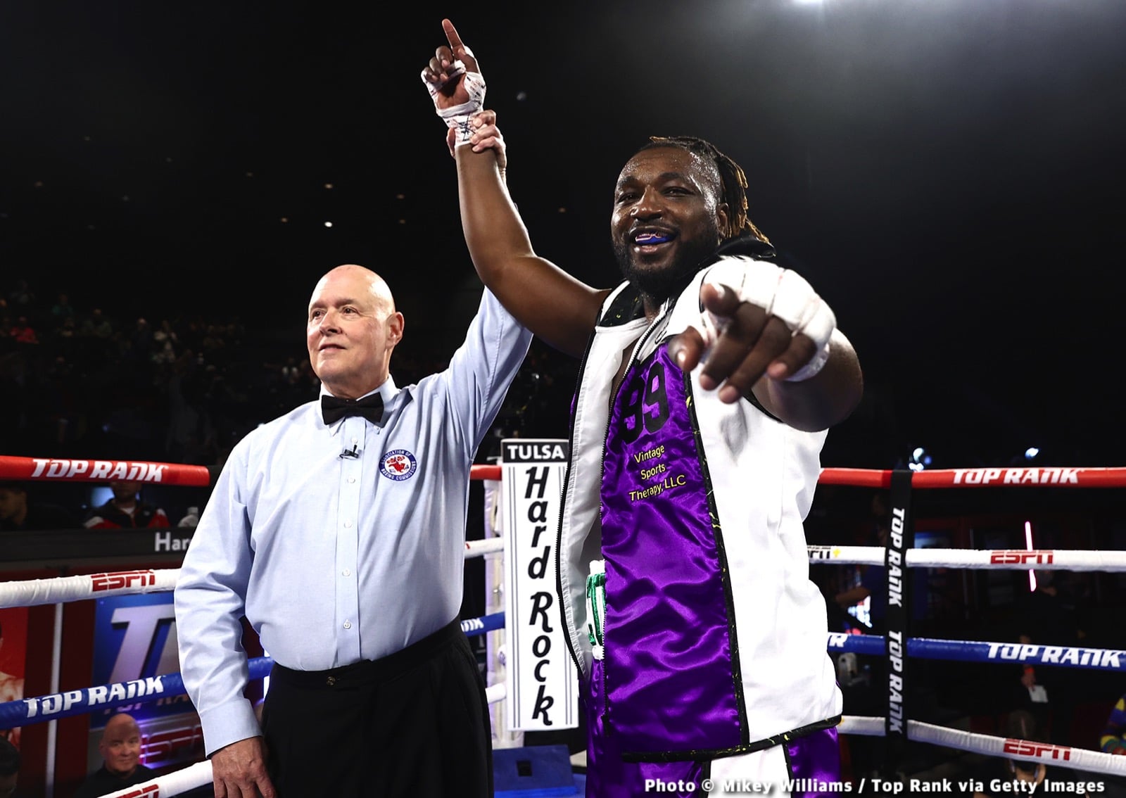 Image: Boxing Results: Robson Conceicao Defeats Martinez on ESPN Saturday!