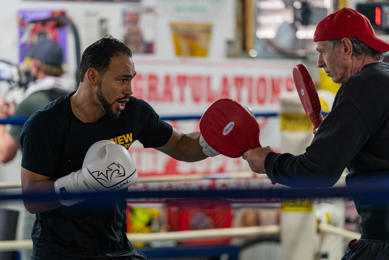 Image: Keith Thurman training for Errol Spence fight, looking solid