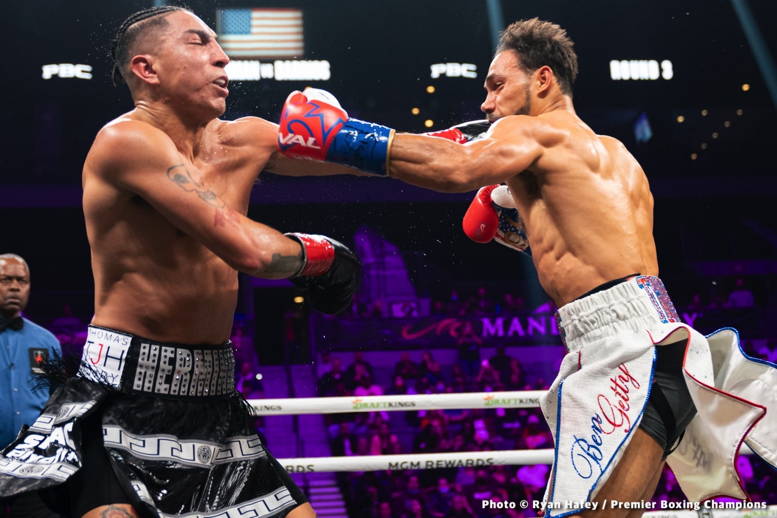 Image: Boxing Results: Keith Thurman batters Mario Barrios, wins comeback fight