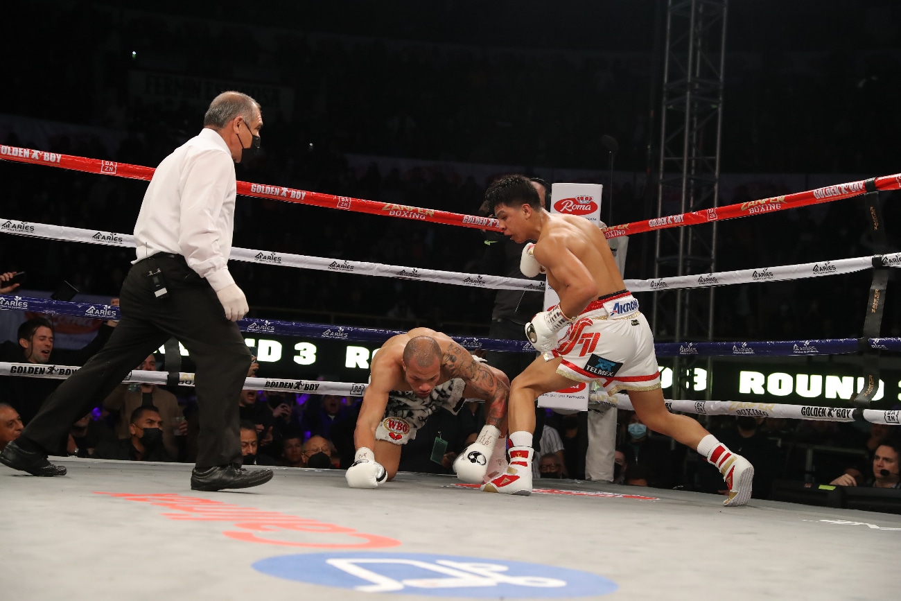 Image: Results / Photos: Jaime Munguia overpowers D’Mitrius Ballard