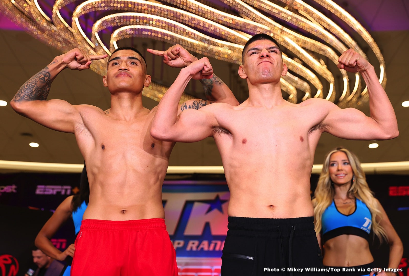 Image: Miguel Berchelt 135 vs. Jeremia Nakathila 133.6 - Weight-in results for Saturday on ESPN