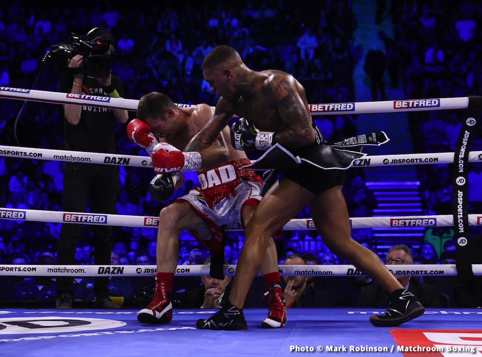 Image: Results: Conor Benn obliterates Chris Van Heerden in 2nd round KO