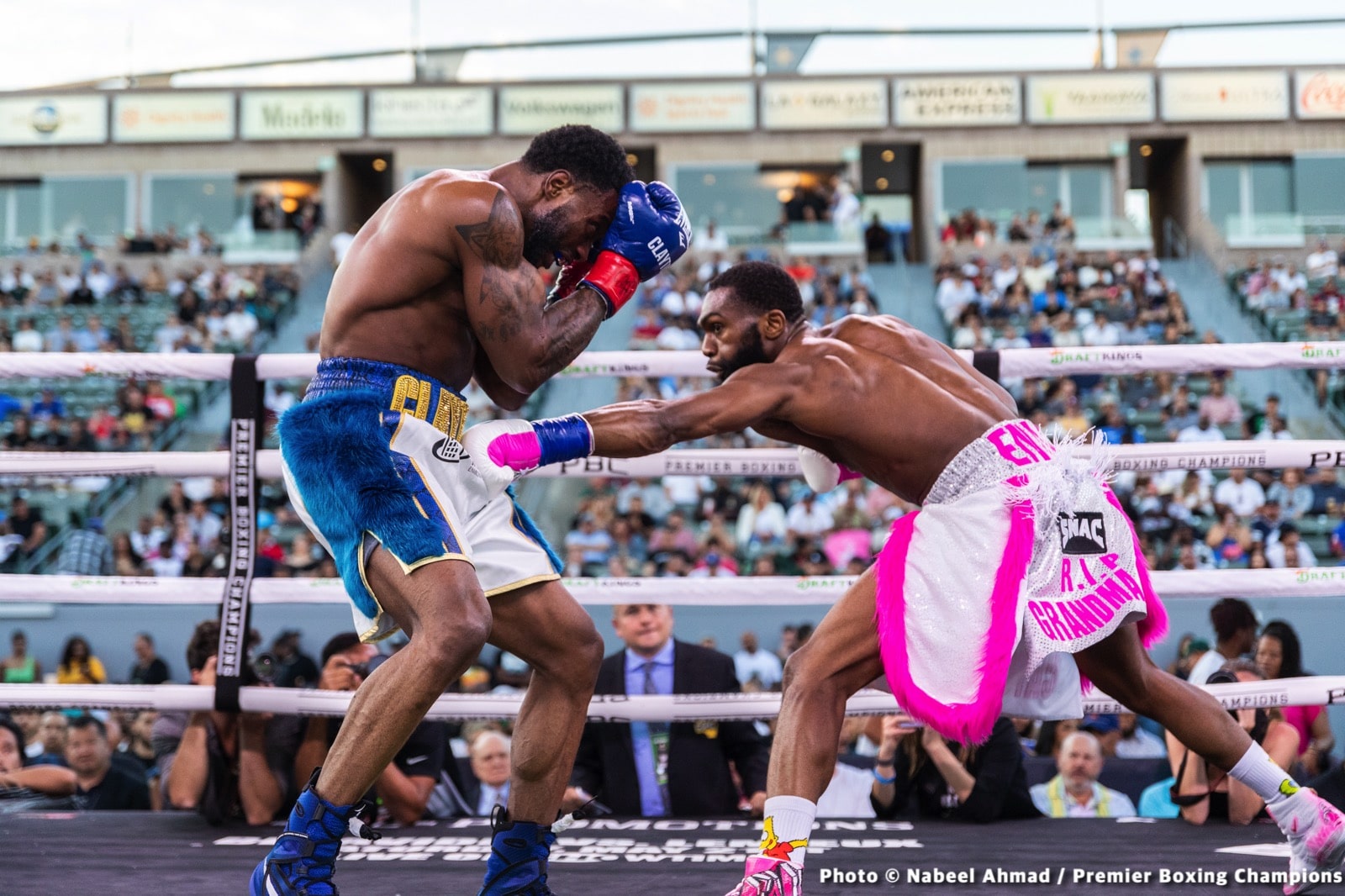 Image: Boxing Results: Jaron Ennis destroys Custio Clayton