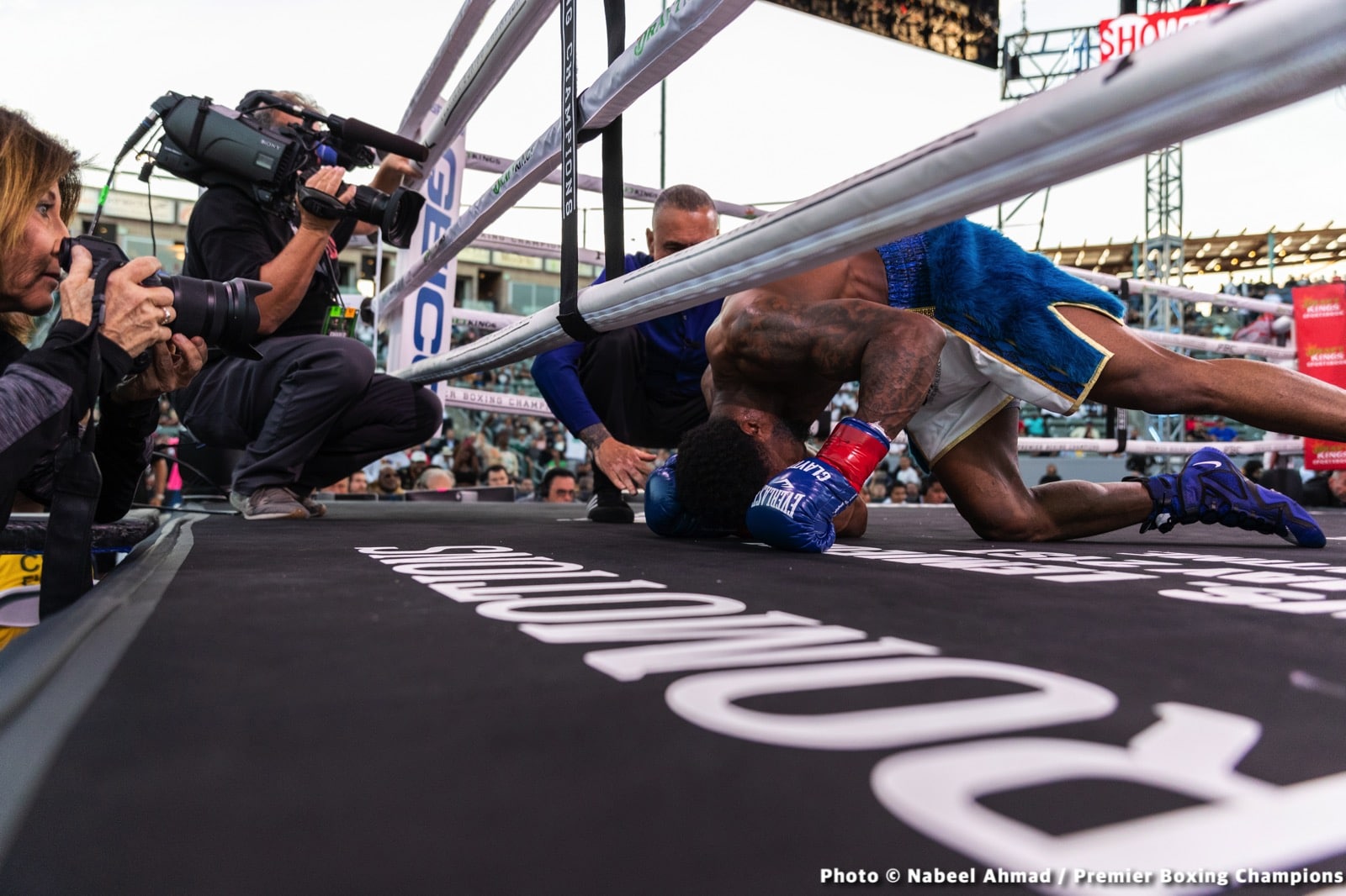Image: Boxing Results: Jaron Ennis destroys Custio Clayton