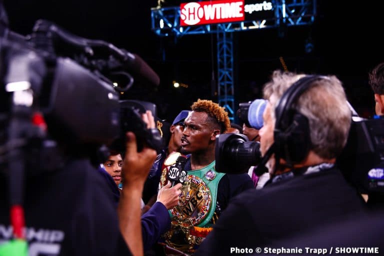Image: Jermell Charlo proves broken hand, produces doctor's note