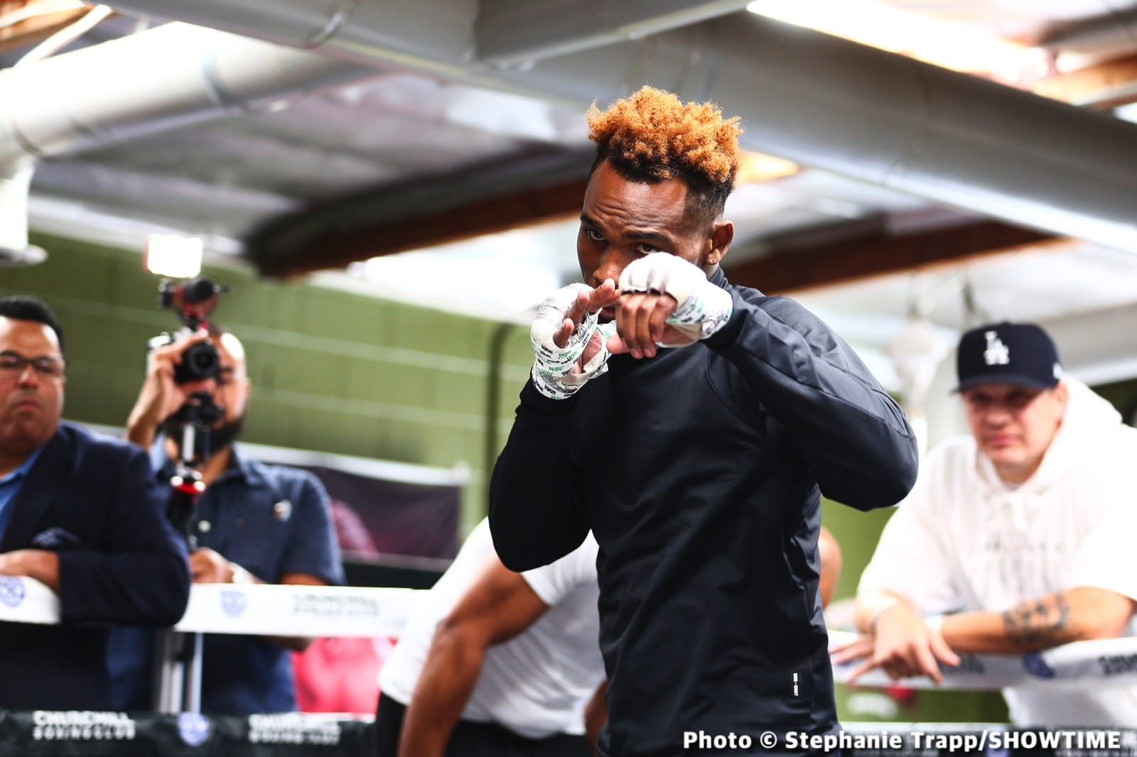 Image: Benavidez Sr says Jermell has "good chance to beat Canelo"