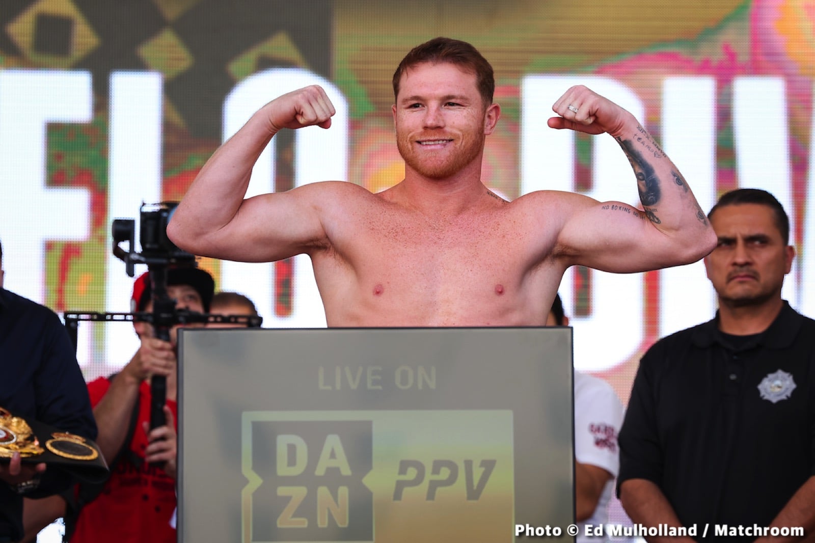 Image: Canelo Alvarez hitting the weights hard for May fight