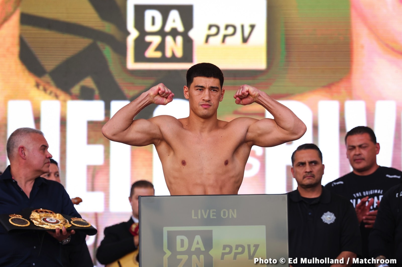 Image: Bivol beats Canelo with fair scoring says Andre Rozier