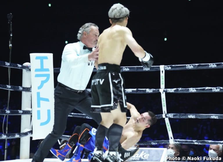 Image: Naoya Inoue TKOs overmatched Nonito Donaire in 2nd round massacre
