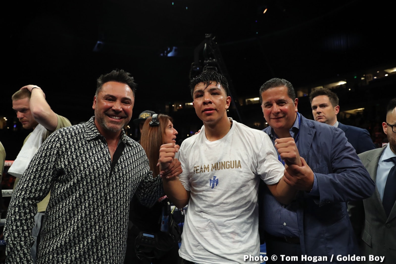 Image: Oscar De La Hoya says Jaime Munguia can knockout Gennadiy Golovkin this year