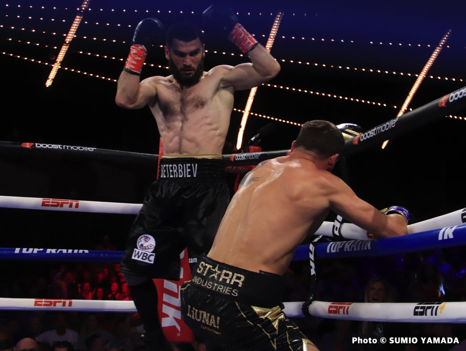 Image: Beterbiev picks Bivol over Canelo for next fight