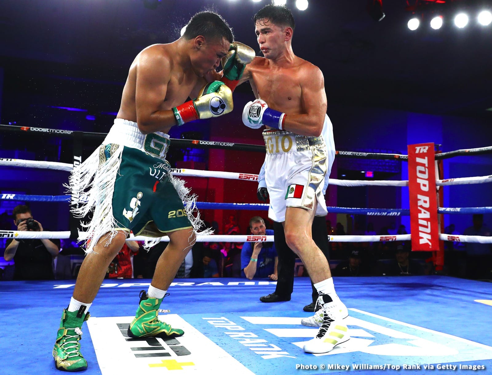 Image: Boxing Results: Joet Gonzalez Loses Split Decision to Isaac Dogboe!