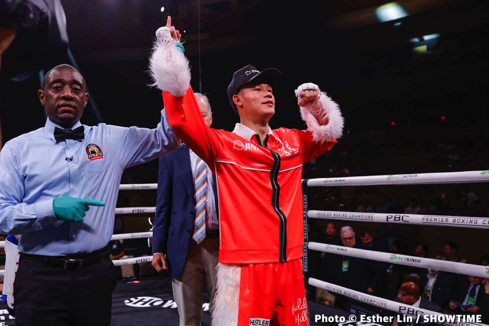 Image: Boxing Results: Omar Figueroa, Jr. Loses to Sergey Lipinets!