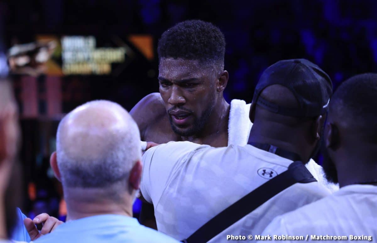 Image: Anthony Joshua reacts to Tyson Fury's rude behavior during interview