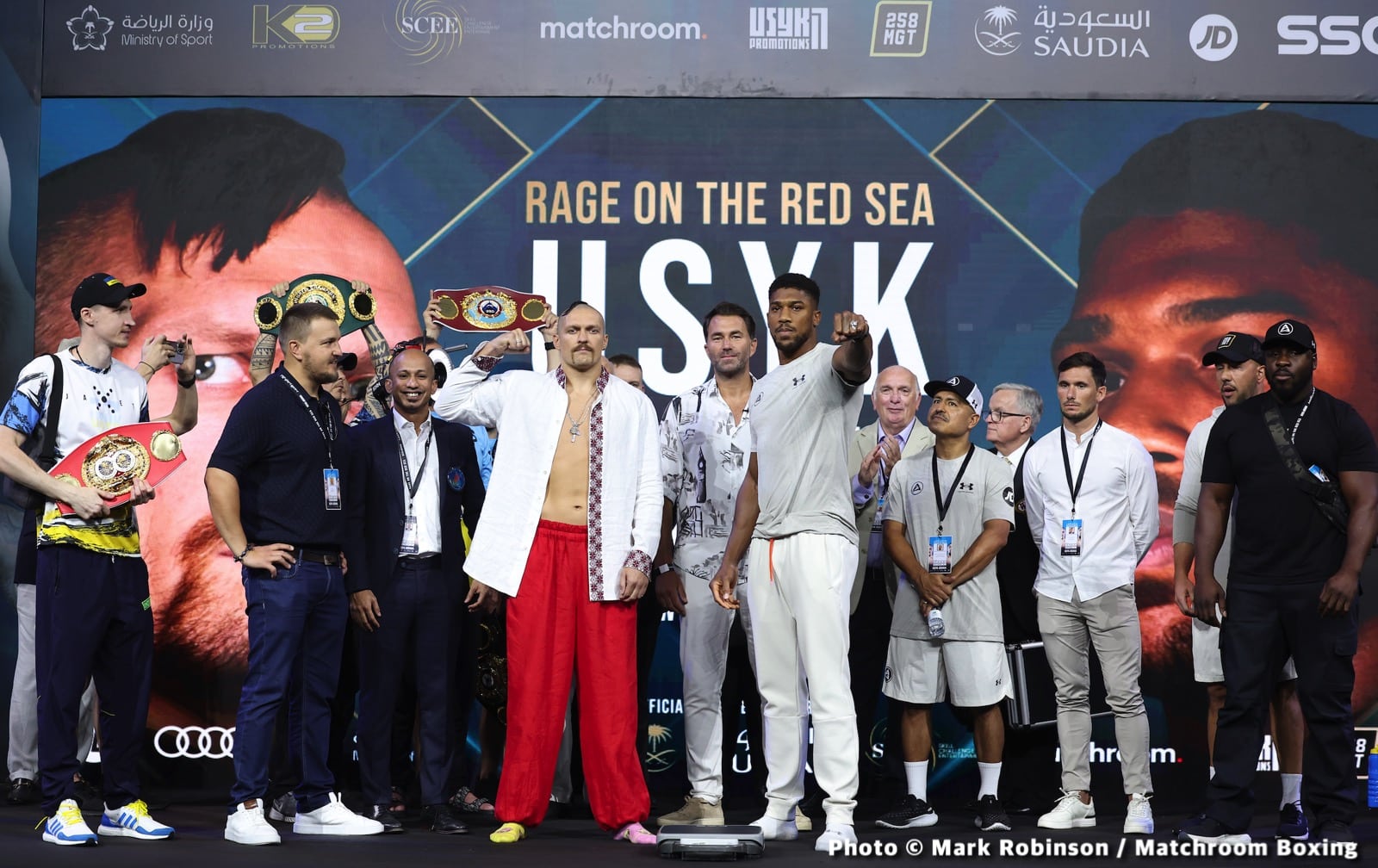 Image: Anthony Joshua "must smash that body to pieces" says Eddie Hearn about Usyk