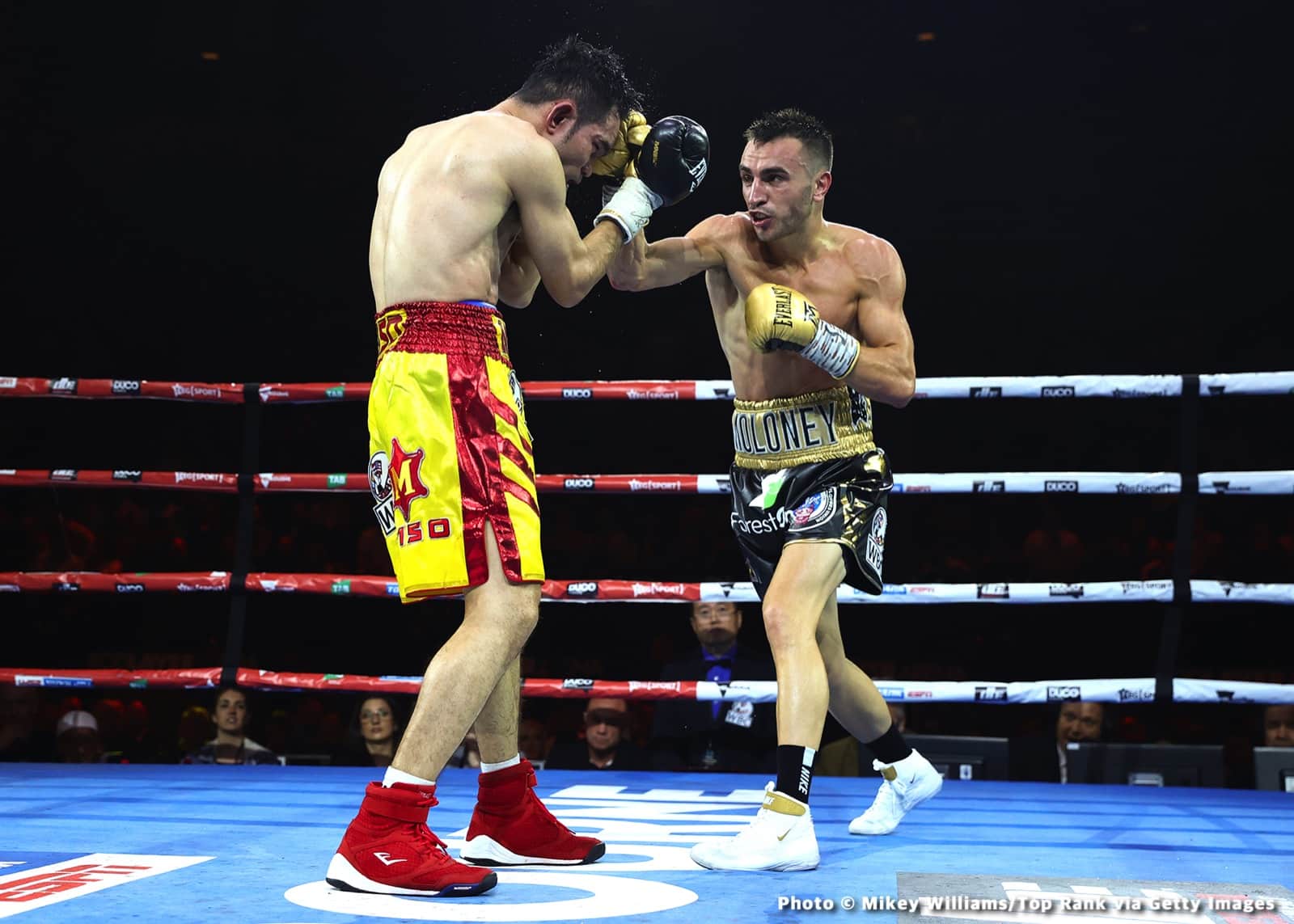 Image: Boxing Results: Devin “The Dream” Haney Defeats Kambosos, Jr.!