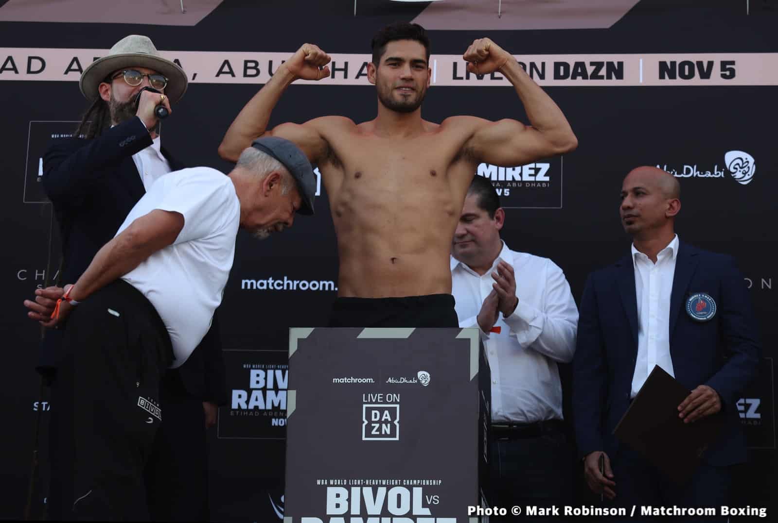 Image: Ramirez won't get Canelo fight if victorious against Bivol, De La Hoya furious
