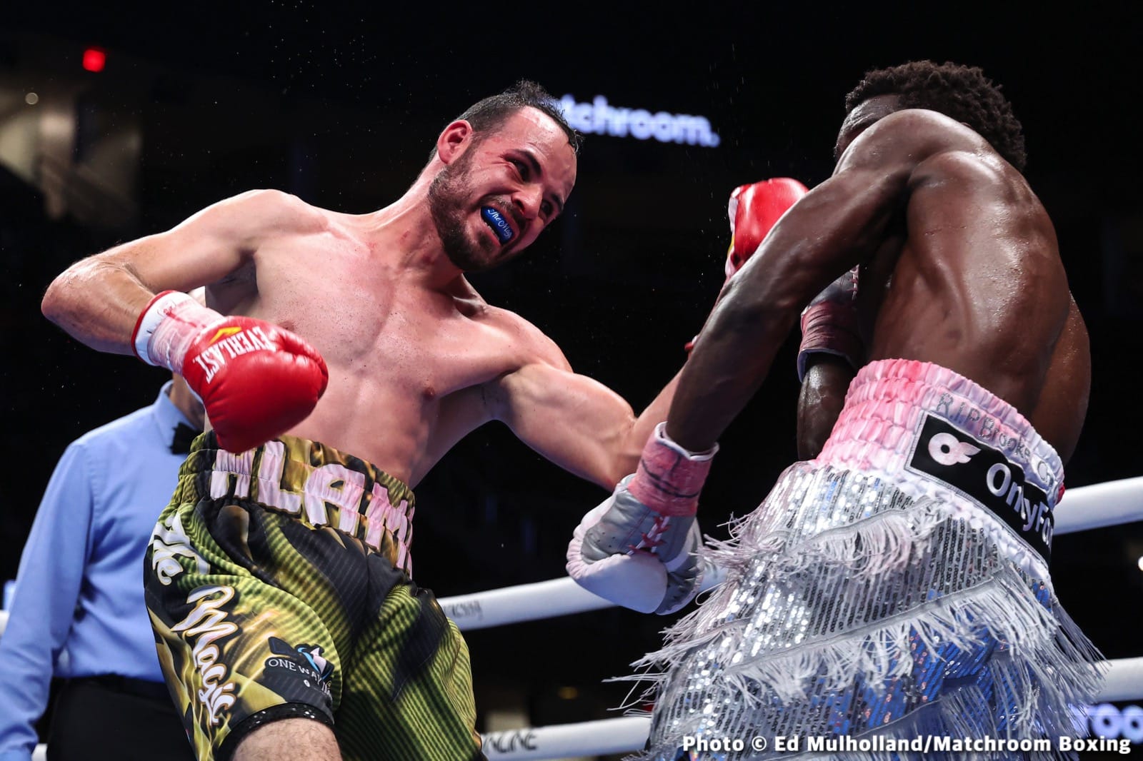 Image: Boxing Results: Richardson Hitchins Outclasses Yomar Alamo