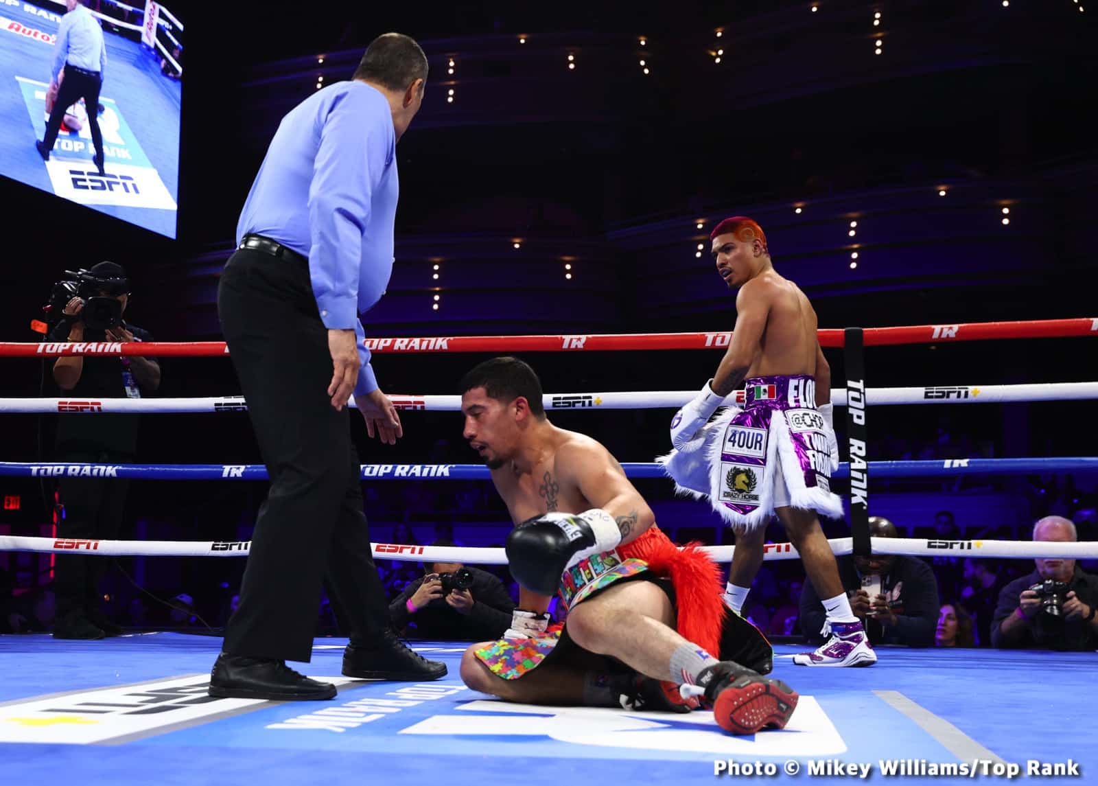 Image: Results / Photos: Alimkhanuly Defeats Bentley to Retain Middleweight Title