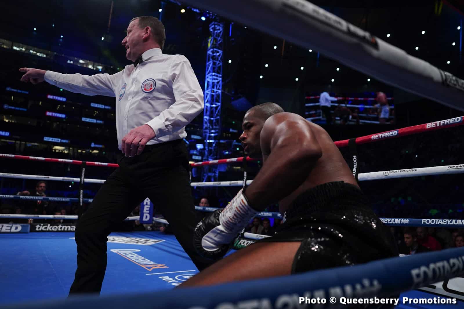 Image: Daniel Dubois talks about getting dropped 3 times