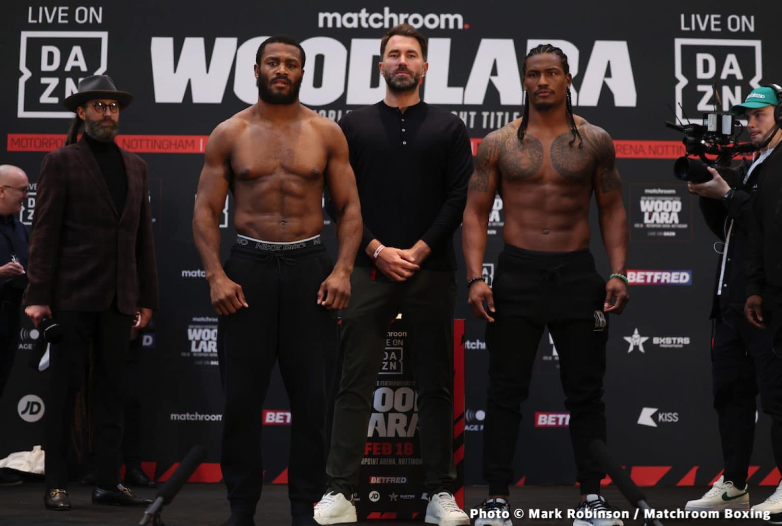 Image: Leigh Wood 126 vs.  Mauricio Lara 126 - Weigh-in Results