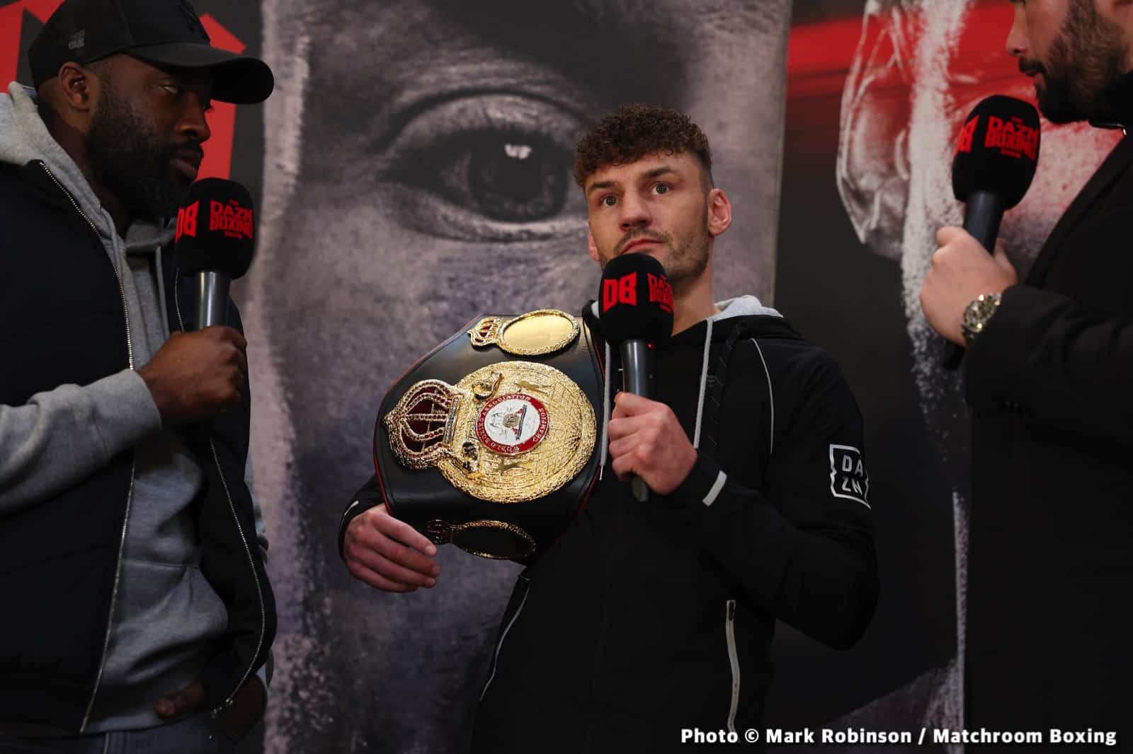 Image: Wood has rematch clause for Lara fight, could exercize it if he loses