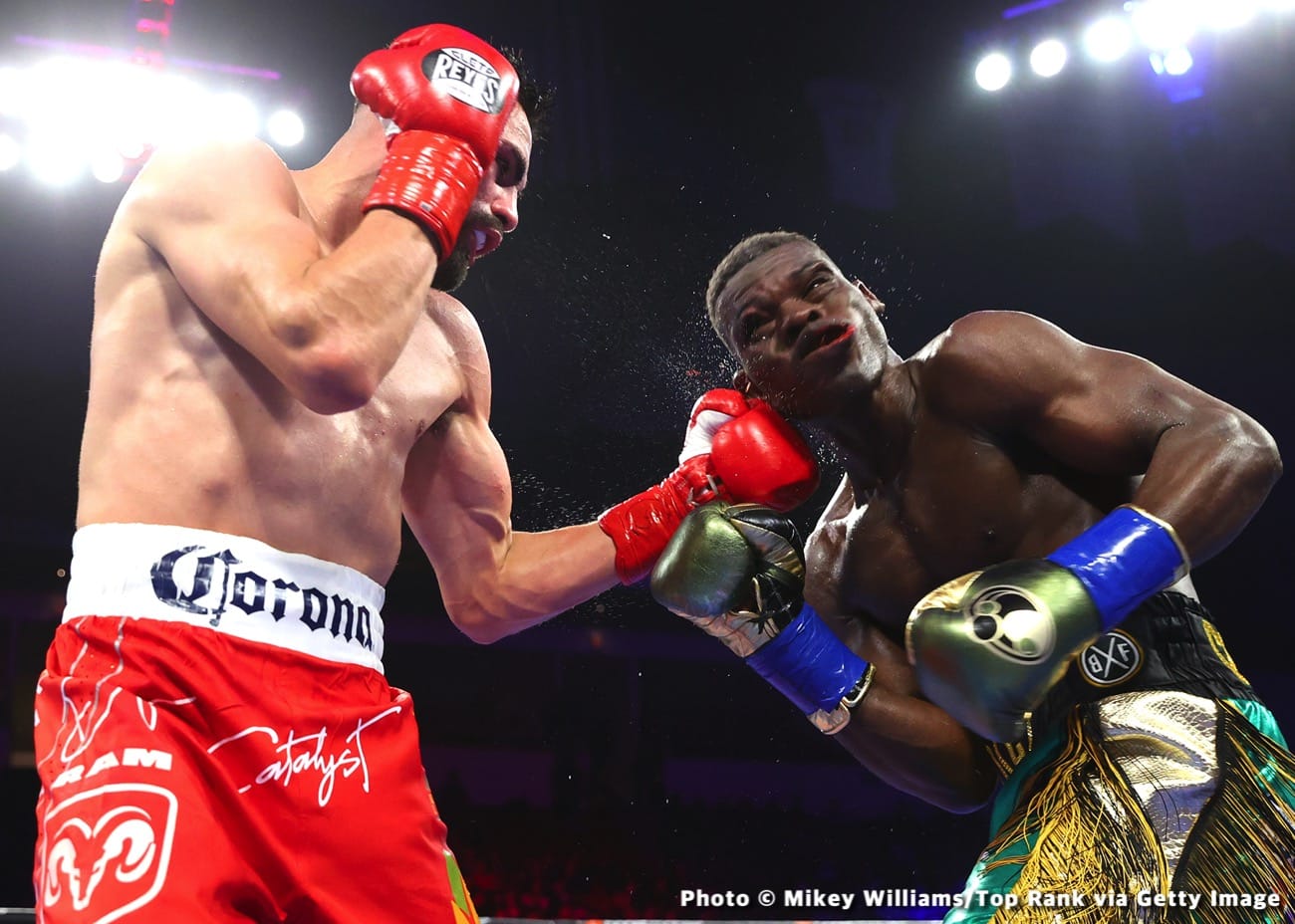 Image: Boxing results: Jose Ramirez stops Richard Commey!