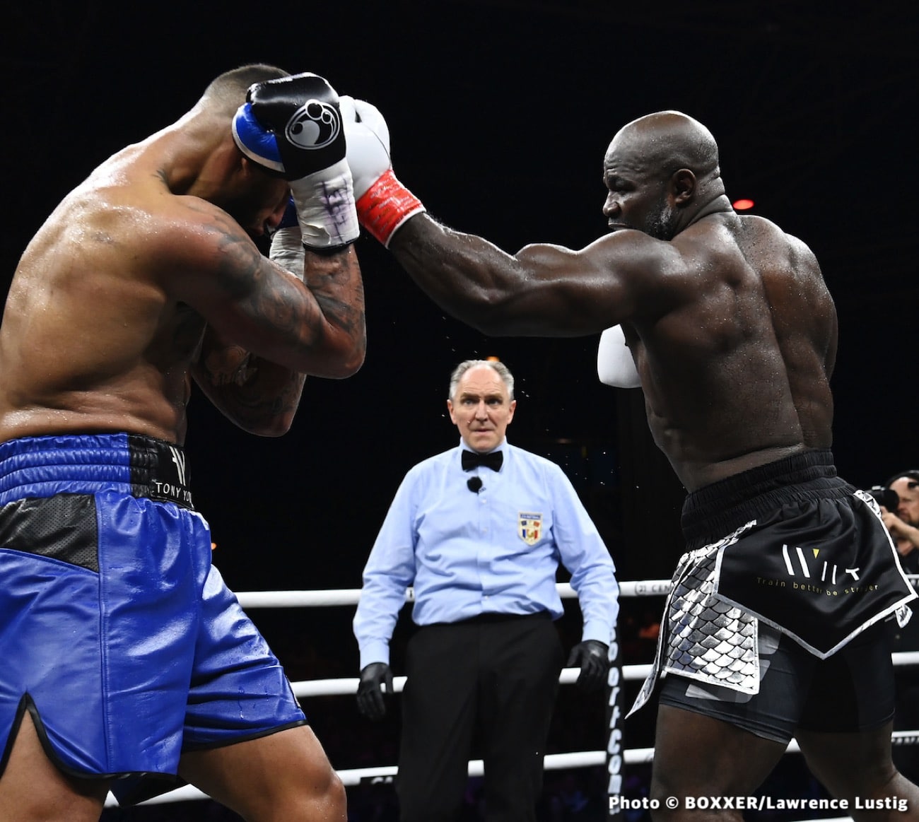 Image: Boxing Results: Carlos Takam beats Tony Yoka in one-sided fight
