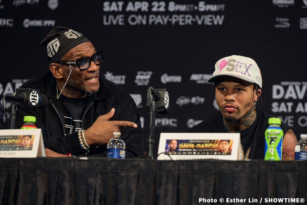 Image: Gervonta Davis' coach furious with De La Hoya for his criticism