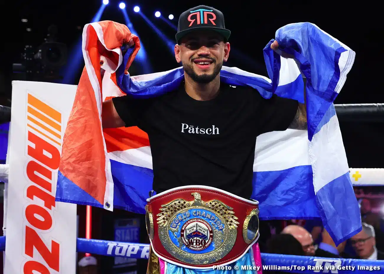 Image: Robeisy Ramirez defends against Satoshi Shimizu on July 25 in Tokyo on ESPN+