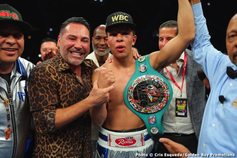 Image: Munguia wants Canelo next after controversial win over Derevyanchenko