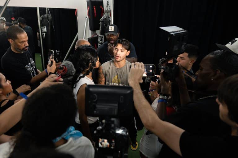 Image: Ryan Garcia predicts Errol Spence wears down Terence Crawford with pressure to win decision