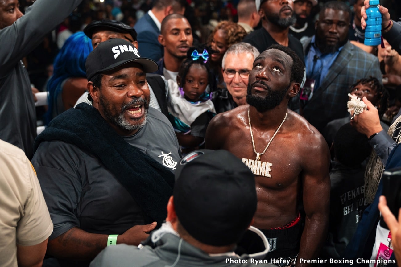 Image: Errol Spence being weight drained: "It's not our fault" - Crawford's trainer