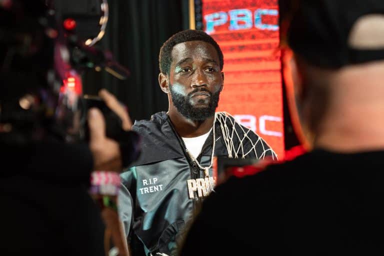 Image: Terence Crawford in campaign mode, wants Canelo Alvarez at 168