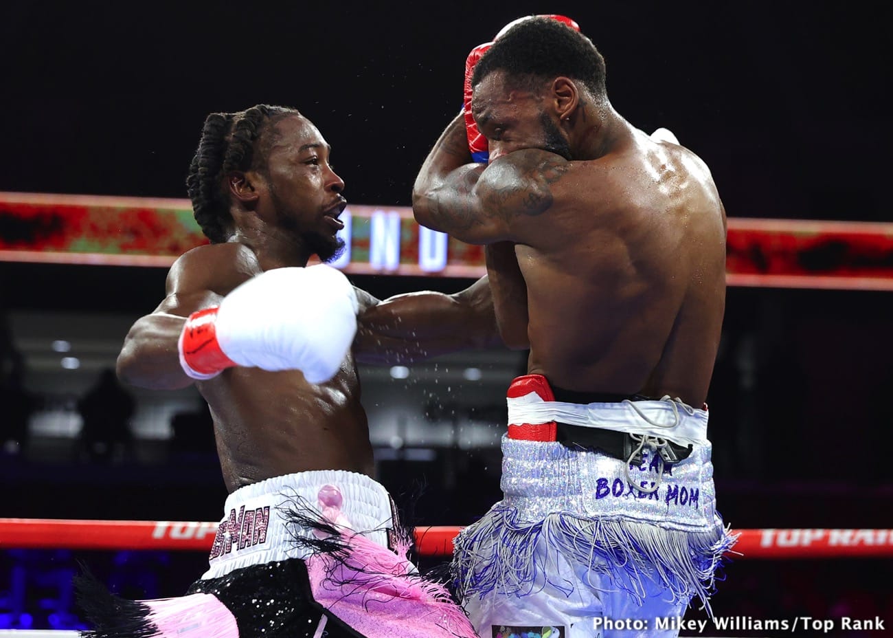 Image: Keyshawn Davis dominates Albright, Richard Torrez Jr. stops Herndon