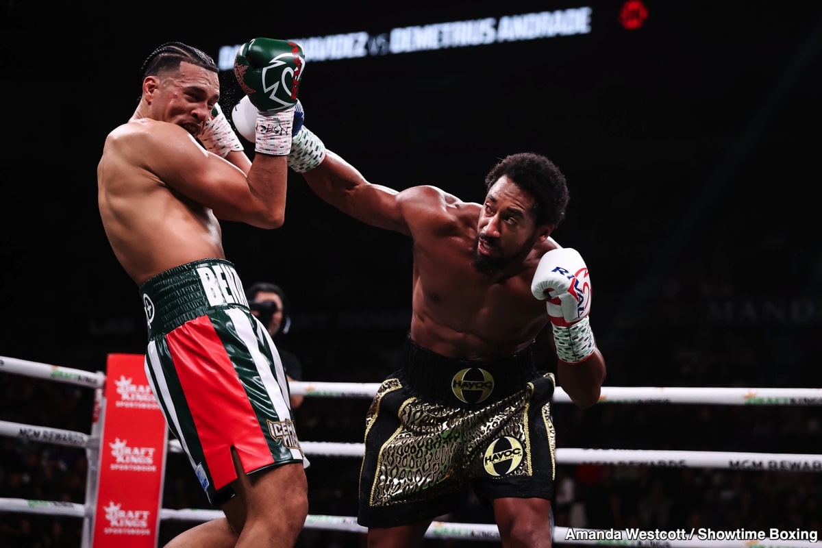 Image: Benavidez Spars with Dirrell, But Will His Style Work at 175?