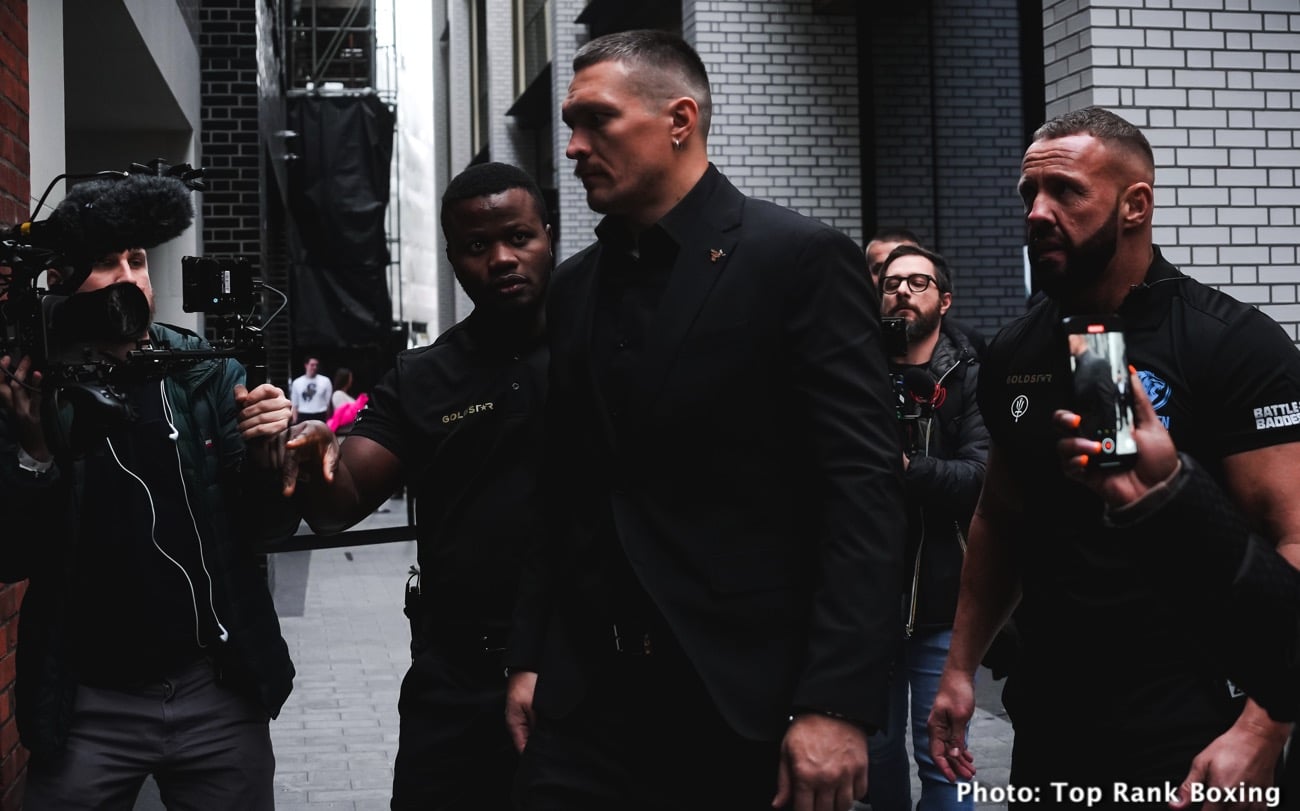 Image: Usyk's Sacrifice Fuels Fury Fight Fire: "Scared or Injured?"