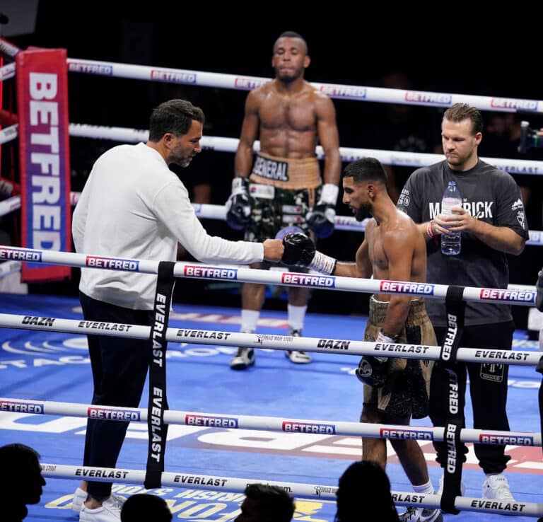 Boxing Results Shabaz Masoud Wins Split Decision Over Sanmartin