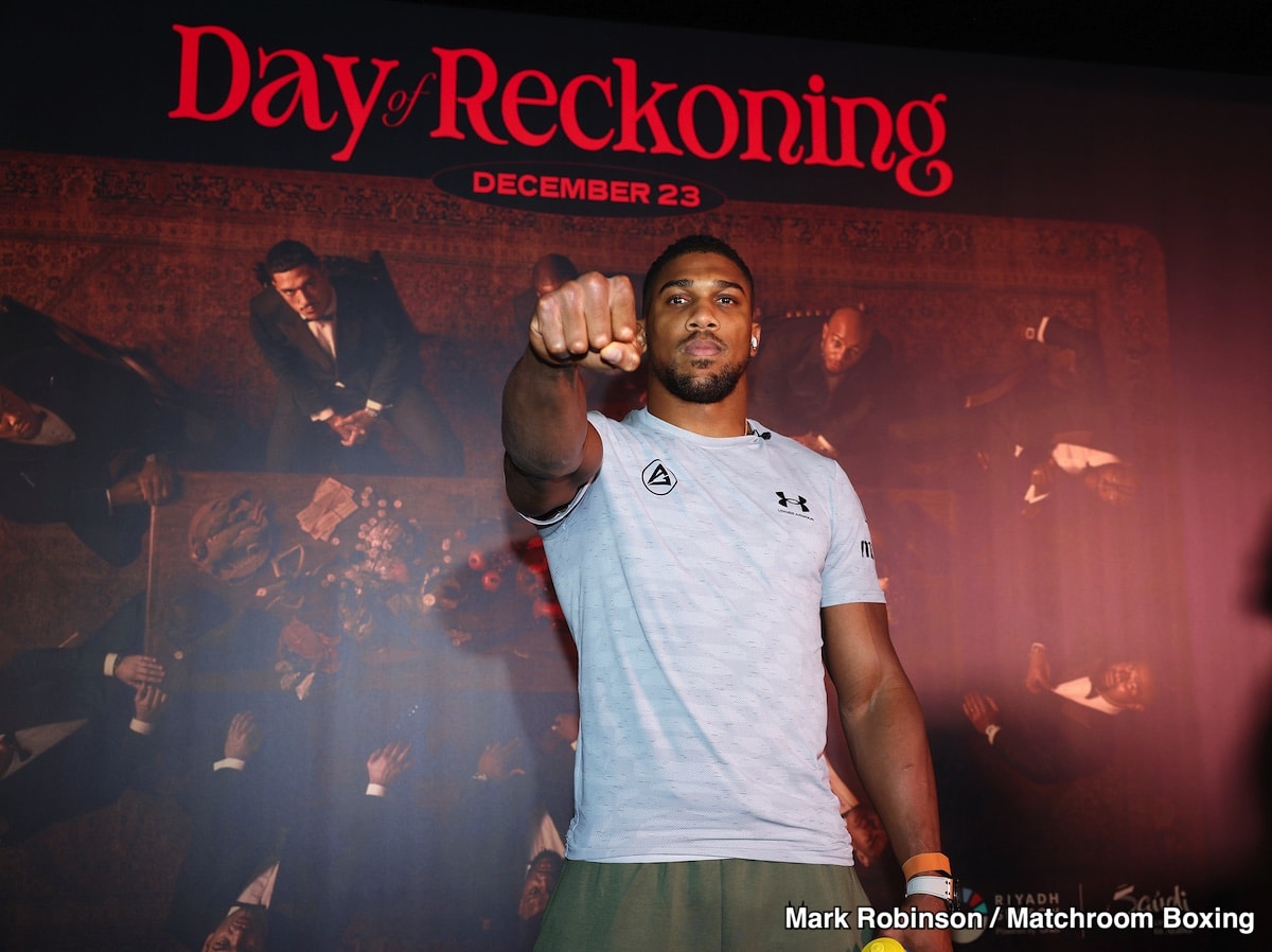 Image: King vs. Predator: Joshua Takes on Ngannou in Explosive Boxing Crossover