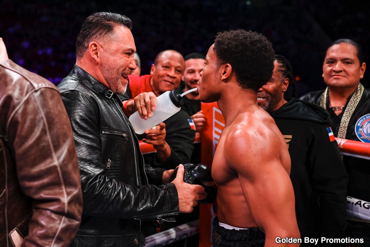 Image: Is Floyd Schofield Jr. Ready for Cruz or De Los Santos? Dad Thinks So!