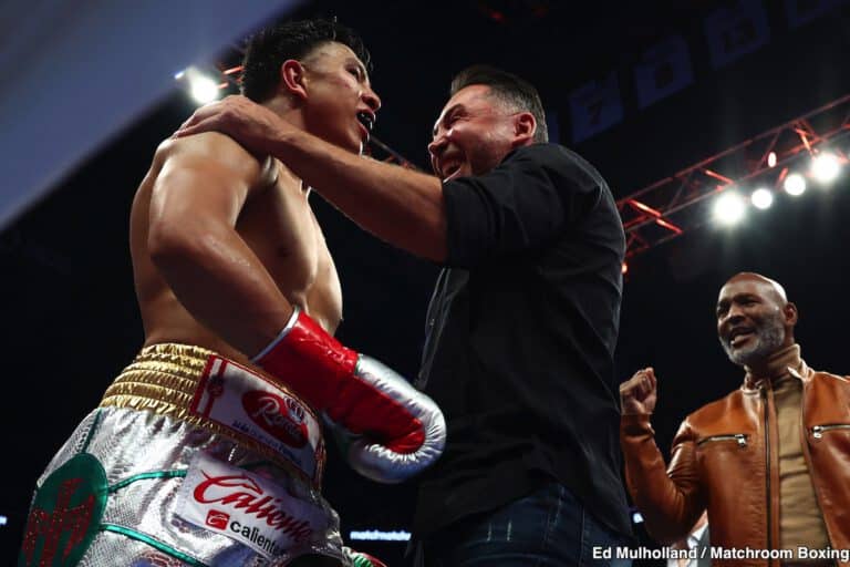Image: De La Hoya Boldly Declares Munguía Future Super Middleweight King, Targeting Canelo Collision