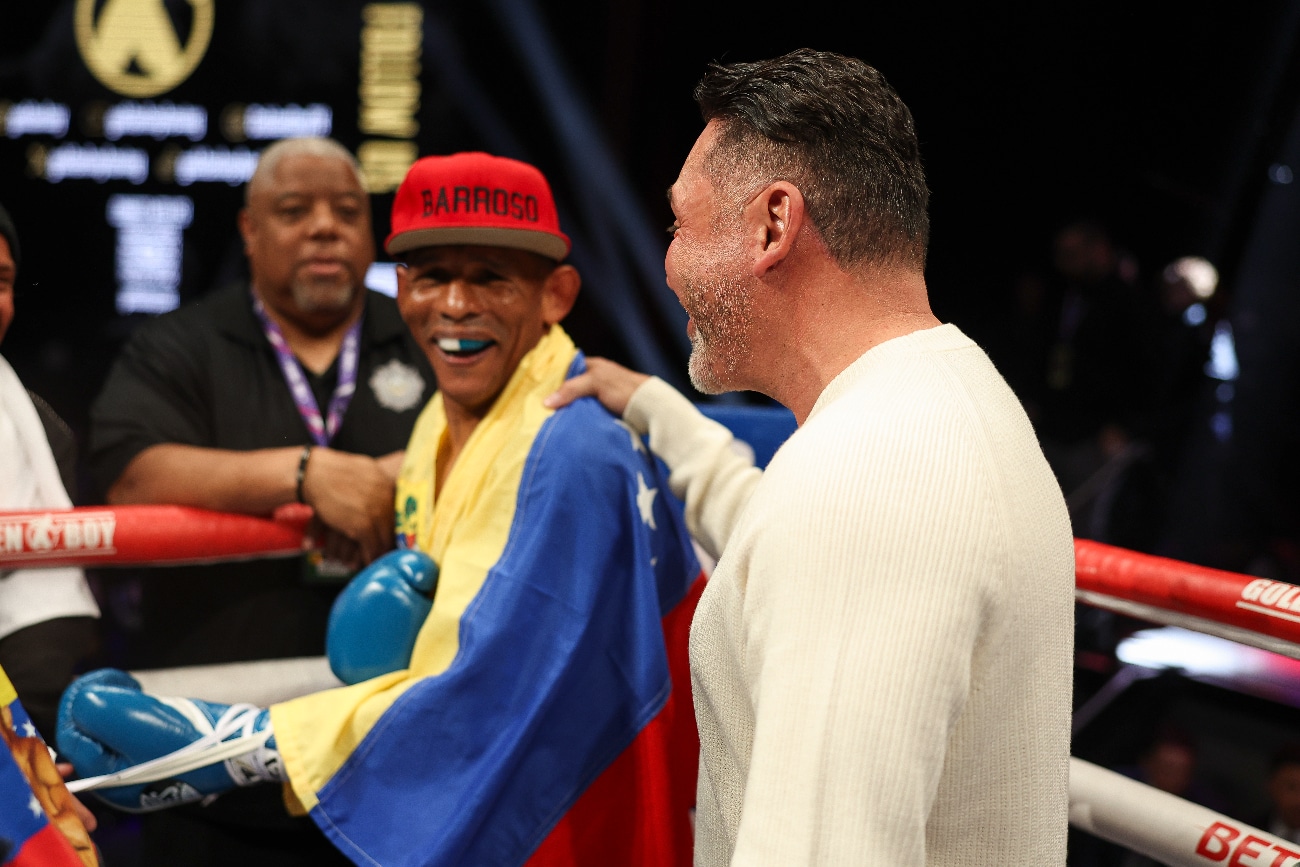 Image: Boxing results: Ismael Barroso destroys Ohara Davies in 1st round knockout