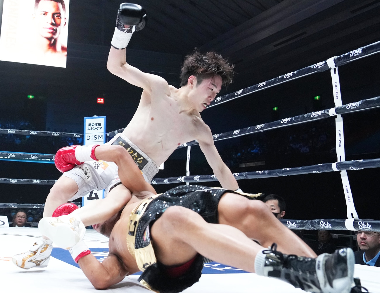 Boxing Results: Kenji 'Amazing Boy' Teraji Defeats Carlos 'CCC' Canizales!